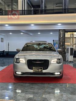 کرایسلەر 300